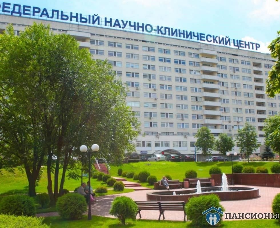 Федеральное финансирование и специализированные реабилитационные центрыГосударственные ассигнования имеют решающее значение для финансирования высококачественной медицинской помощи. Федеральные программы должны покрывать расходы, связанные с операциями, длительной терапией и восстановительными процедурами. Создание специализированных центров по всему региону облегчит реинтеграцию военнослужащих на действительную службу или в гражданскую жизнь.