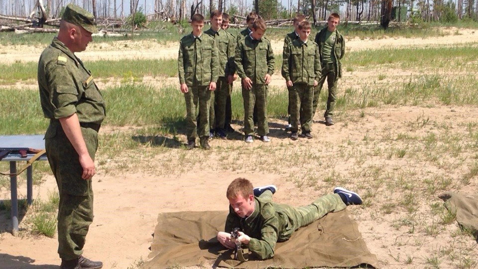 Как получить оценку за военную подготовку в 10-м классе без участия в учениях
