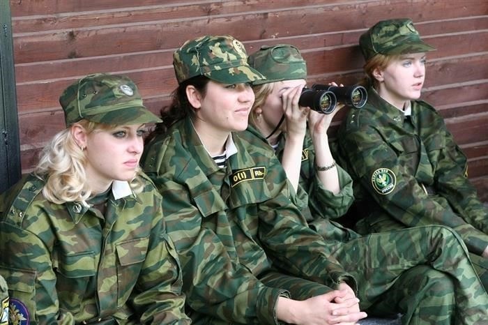 Условия и преимущества военной службы для женщин