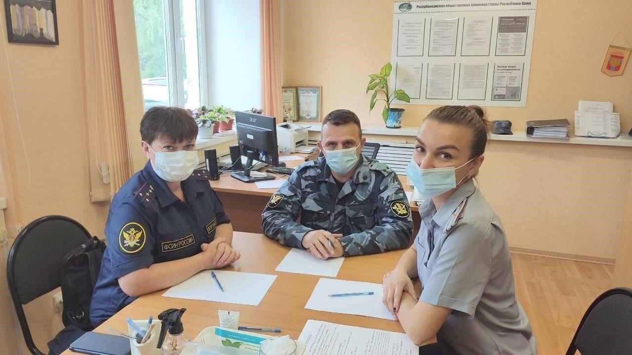 Освобождает ли служба в УФСИН или полиции от воинской обязанности?