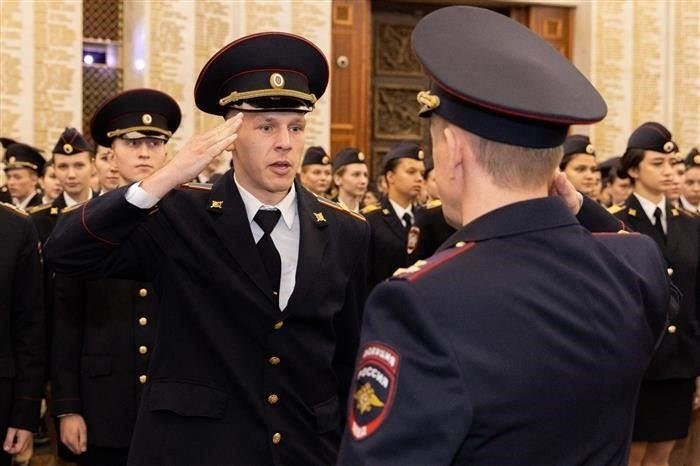 Какие юридические и административные шаги формализуют переход?
