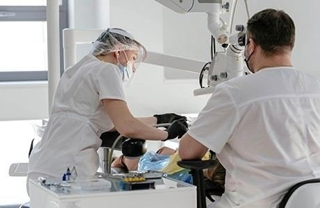 Почему диабетики подвержены повышенному риску заболеваний полости рта?