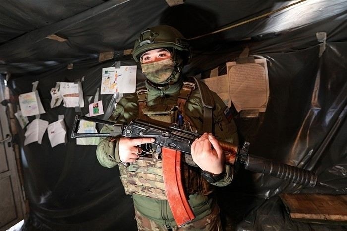 Прекрасный полк: особенности службы женщин в российской армии