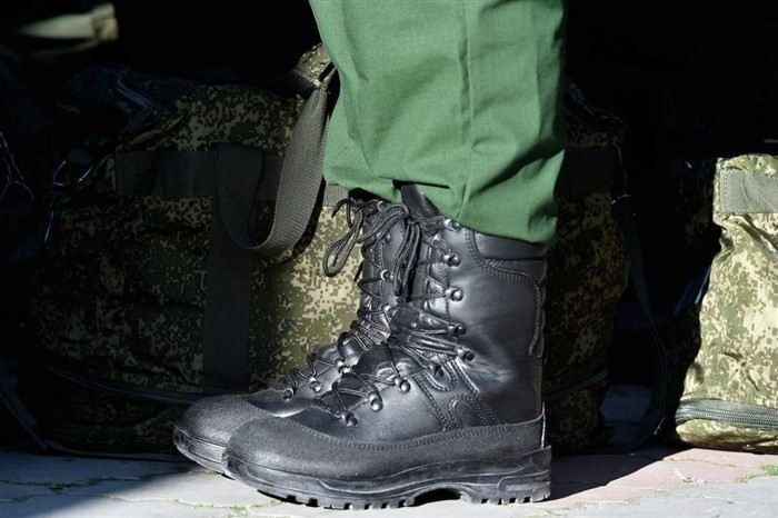 Какие изменения в законодательстве затронут оклады срочников в 2025 году?