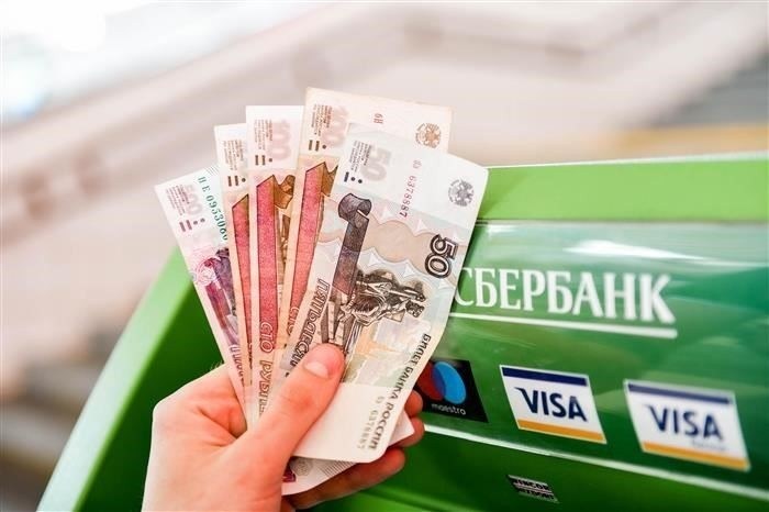 Водители начали получать транспортный налог - на что обратить внимание