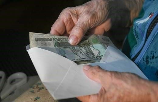 Как повышение пенсии в январе 2025 года повлияет на выплаты?